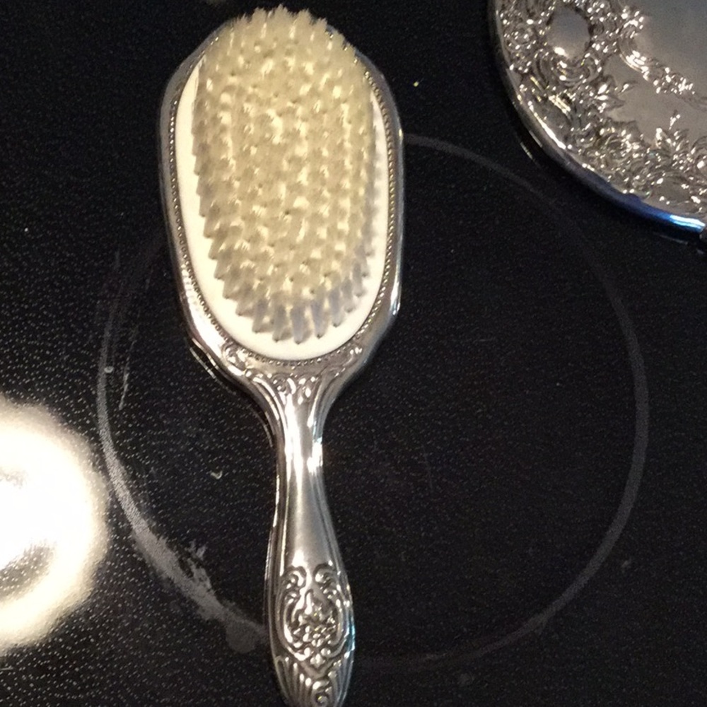 BoHo Vintage Brush and Mirror Set - Picture 5 of 7
